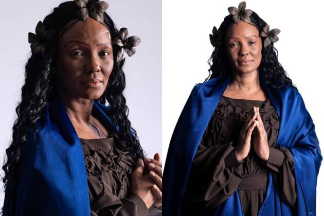 Isabel Fillardis no papel de Nossa Senhora