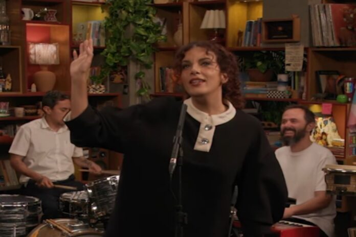 Cantora Céu no Tiny Desk Brasil - Reprodução: Instagram