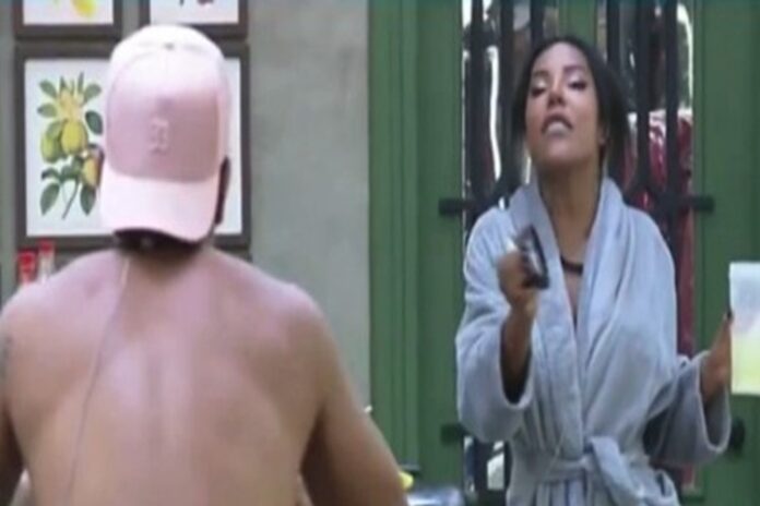 Will e Carol em A Fazenda (Foto: Reprodução/ Record)