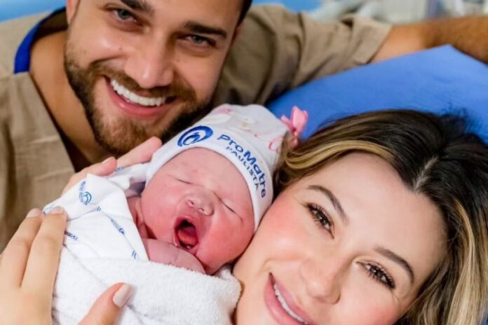 Elisa, Niina Secrets, Guilherme Santos (Foto: Instagram Niina Secrets /Ellen Brito)