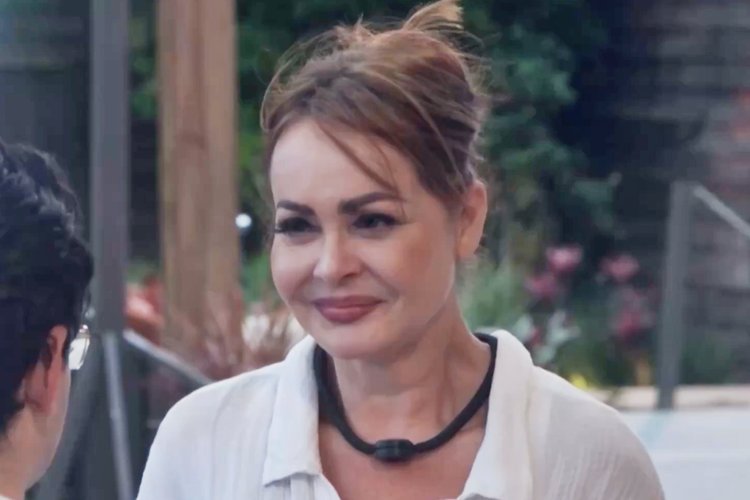 Gaby Spanic em A Fazenda 17 Gaby Spanic em A Fazenda 17 - Foto: Record