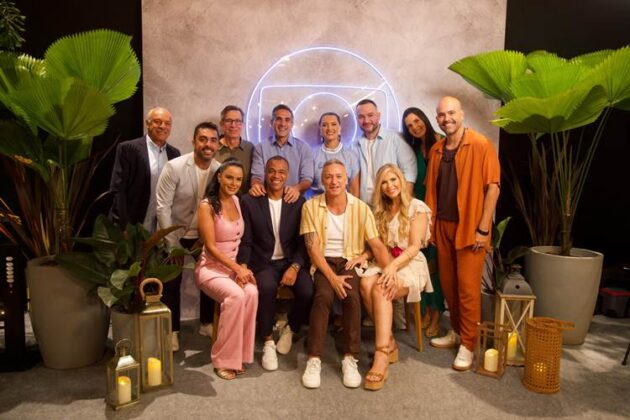 Parte do elenco do Esporte da Globo com seus convidados