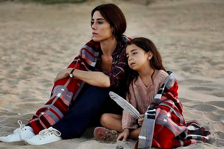 Novela Máe - Zeynep e Melek