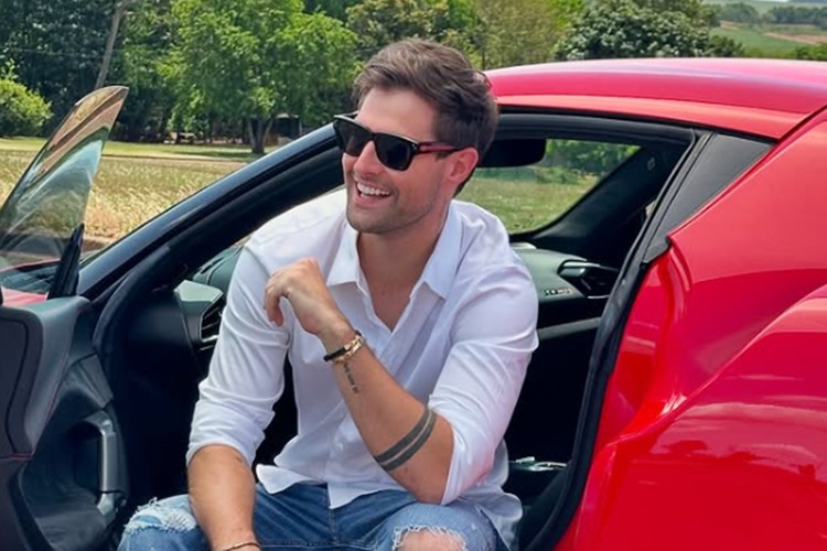 Rezende, ex de Virginia Fonseca, sofre acidente de carro no Paraná