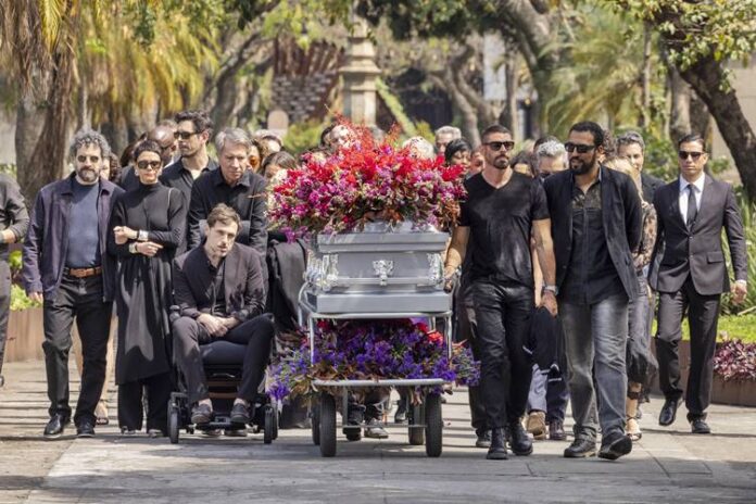 Vale Tudo - Enterro Odete