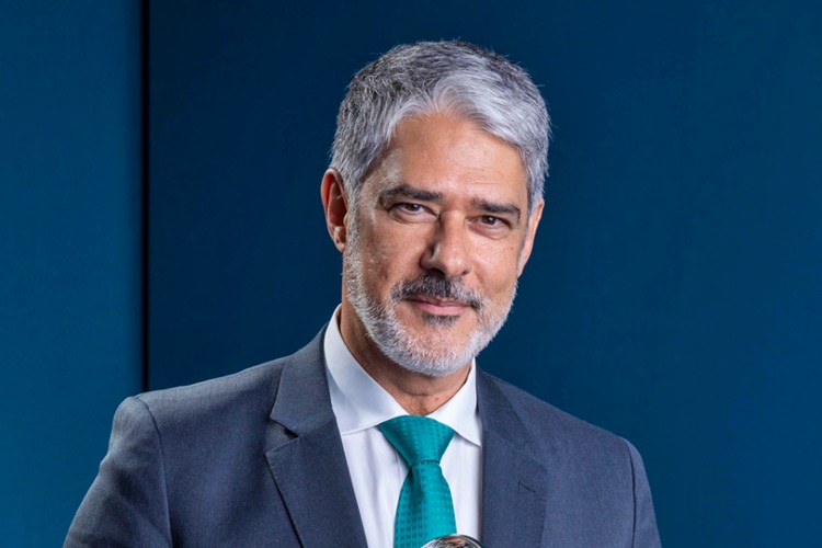 Alta cúpula deseja antecipar estreia de William Bonner no Globo Repórter