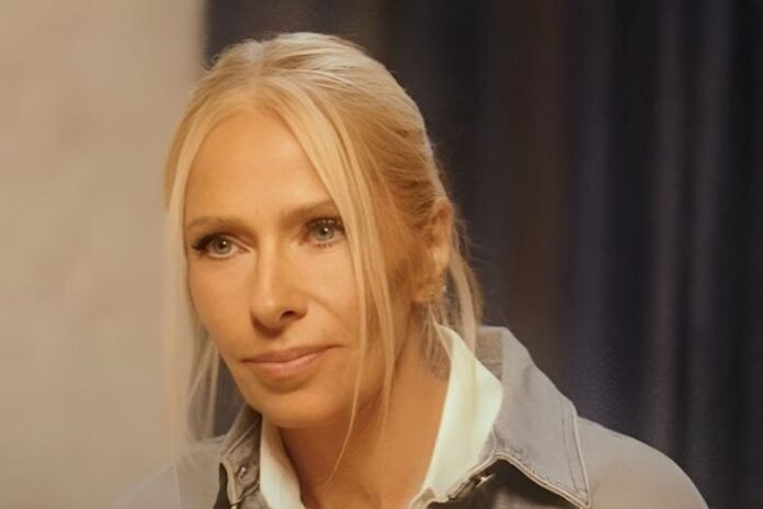 Adriane Galisteu Adriane Galisteu no documentário (Reprodução: HBO Max)