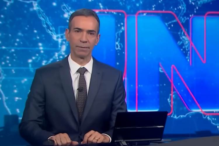 César Tralli se emociona ao falar da mãe, que morreu em acidente trágico: “Chorei muito de saudade”