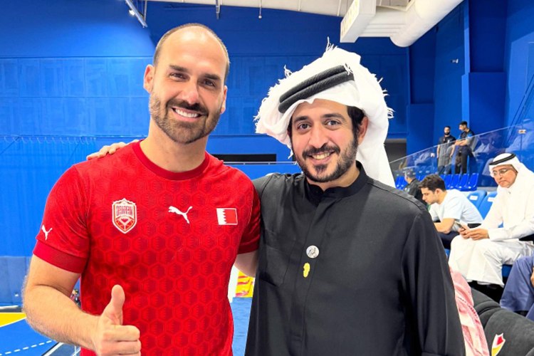 Eduardo Bolsonaro une forças com integrante da família real do Oriente Médio