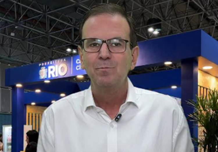 Prefeito do Rio chama chanceler alemão de “filhote de Hitler”