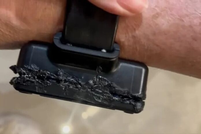 Tornozeleira de Bolsonaro Tornozeleira de Bolsonaro (Foto: Divulgação)