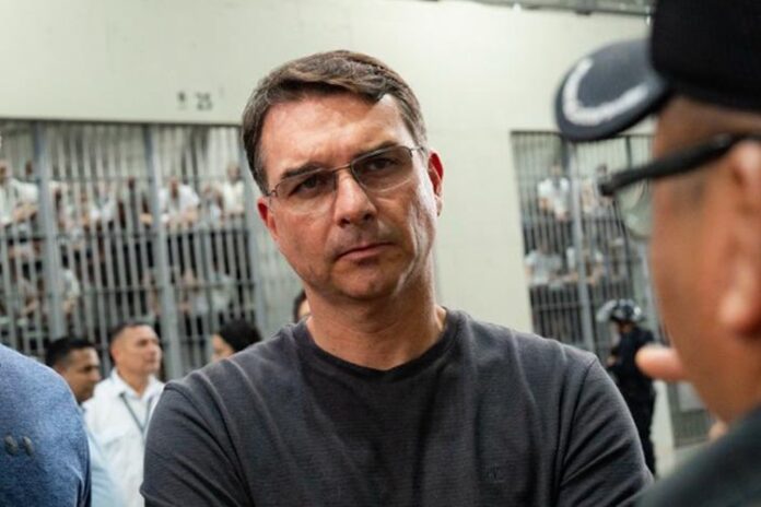 Flávio Bolsonaro Flávio Bolsonaro - Foto: Reprodução/X