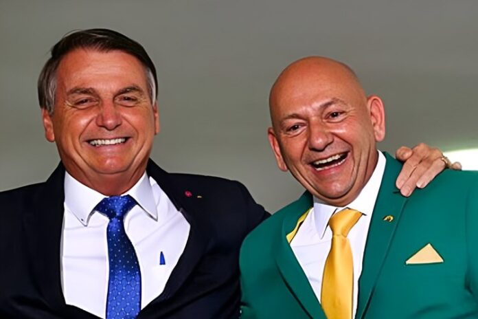 Jair Bolsonaro e Luciano Hang Jair Bolsonaro e Luciano Hang