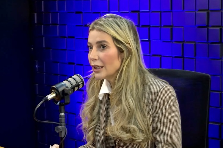 Luiza Possi confirma que não é mais bissexual e não esconde passado: “experimentei”