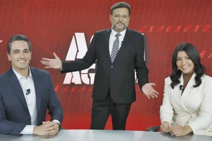 Marco Pagetti, Geraldo Luís e Dani Brandi Marco Pagetti, Geraldo Luís e Dani Brandi no Aqui Agora - Foto: SBT