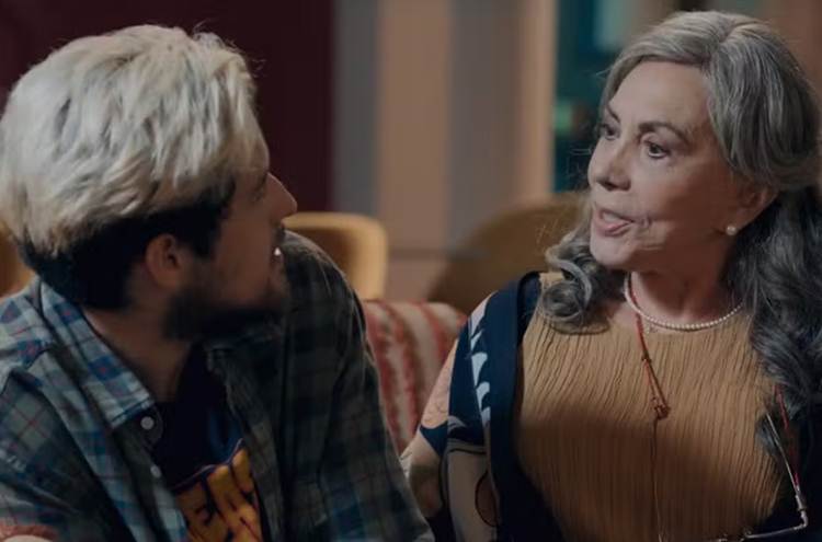 Três Graças: Josefa pergunta a Raul quem é o pai do filho de Joélly