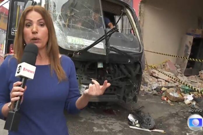 Reportagem do micro-ônibus que perdeu o controle Reportagem do micro-ônibus que perdeu o controle