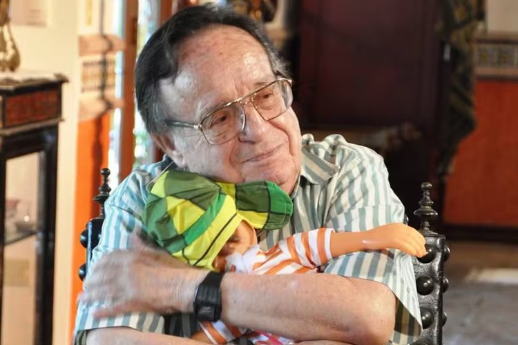 Com mensagem de arrepiar, Roberto Bolaños, o Chaves, ressurge em carta psicografada