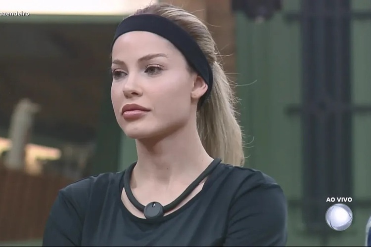 A Fazenda 17: Saory detona Dudu e faz apelo com Carol: “Se achando”