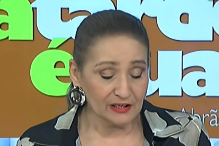 Sonia Abrão comove ao lamentar morte de amiga: “Tinha um sorriso aberto e o coração também”