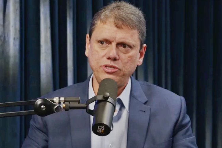 Tarcísio de Freitas afirma não se opor a prisão perpétua no Brasil