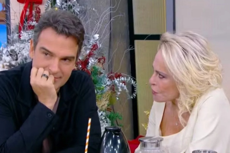 Ana Maria Braga expõe Tadeu Schmidt ao vivo. Assista!