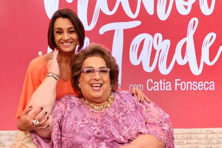 Fora da TV, Mamma Bruschetta não poupa palavras e diz a verdade sobre Cátia Fonseca