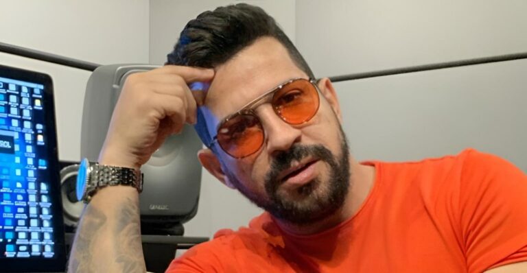Dennis DJ reage após homem dedo dar do meio em show: “Enfia no seu…”