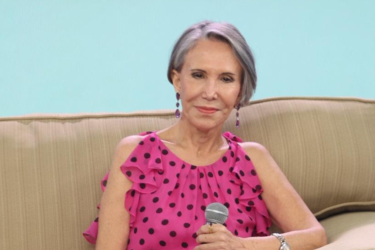 Viúva do eterno Chaves, Florinda Meza choca o Brasil com revelação no Domingo Legal