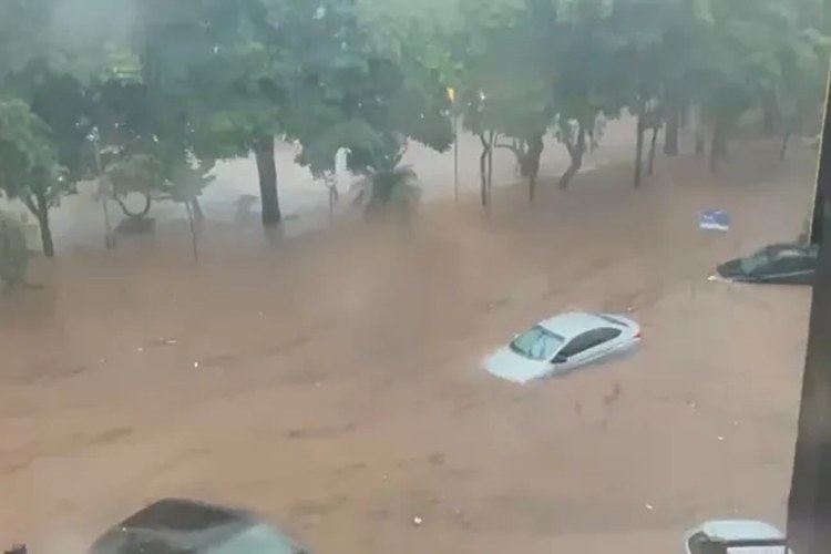 Fortes chuvas em São Paulo causa sete mortes, diz Defesa Civil