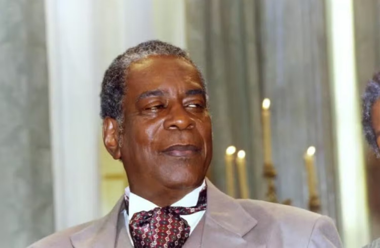 Aos 95 anos, morre Haroldo Costa: ator foi o primeiro negro a atuar no Theatro Municipal do Rio