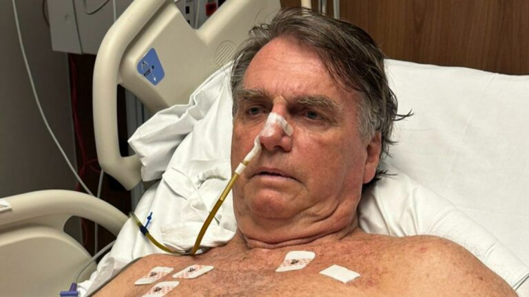 Laudo da PF expõe saúde frágil de Bolsonaro na Papudinha