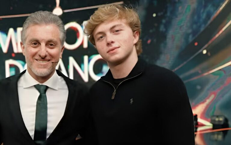 Filho de Luciano Huck promete reformar casa da mãe do amigo de Vini Jr