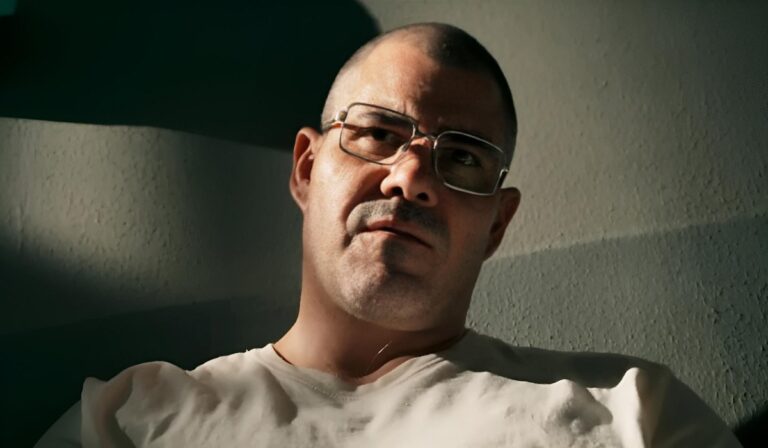 Juliano Cazarré diz que trabalho na Globo é resultado de “muita oração”