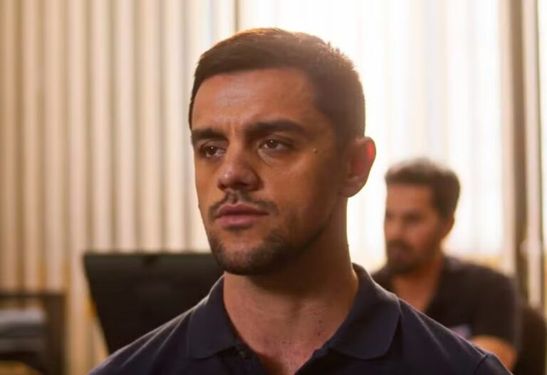 Felipe Simas diz ter perdido trabalhos após virar evangélico