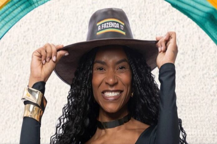 A Fazenda 2025: Kathy Maravilha na noite da Roça Especial - Reprodução: Record A Fazenda 2025: Kathy Maravilha na noite da Roça Especial - Reprodução: Record