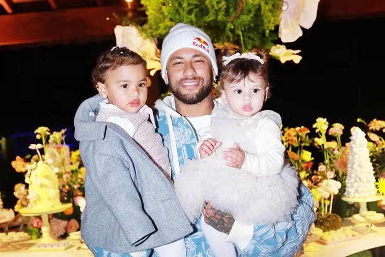 Filha de Neymar tem estado de saúde atualizado após acidente doméstico