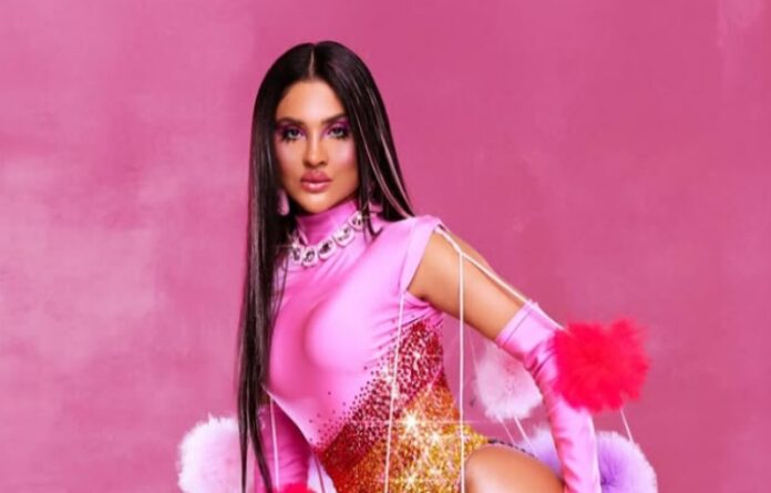 Look em homenagem a comunidade LGBTQIA+ da Mileide Mihaile - Reprodução: Instagram Look em homenagem a comunidade LGBTQIA+ da Mileide Mihaile - Reprodução: Instagram