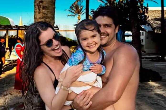 Nathalia Dill com a família Nathalia Dill com a família