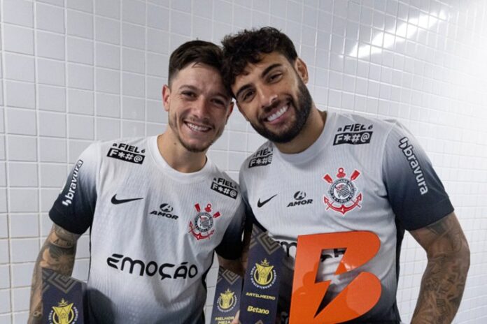 Rodrigo Garro e Yuri Alberto, jogadores do Corinthians - Foto: Rodrigo Coca/Divulgação