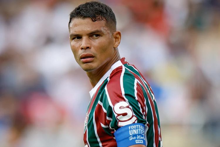 Thiago Silva pode deixar o Fluminense após queda na Copa do Brasil