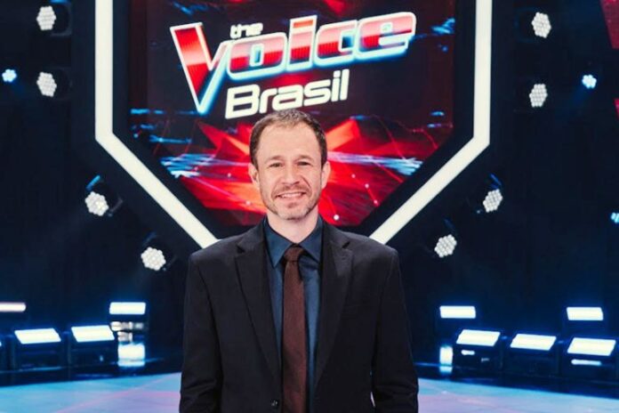 Tiago Leifert no The Voice Brasil Tiago Leifert no The Voice Brasil - Foto: Ricardo Brunini/DisneyPlus e SBT