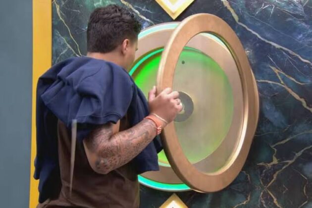 BBB26 - Pedro aperta o bot&atilde;o