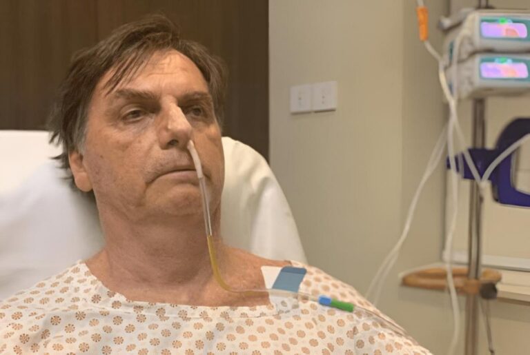 Bispa afirma ter tido visão onde Bolsonaro morria e ia pro inferno