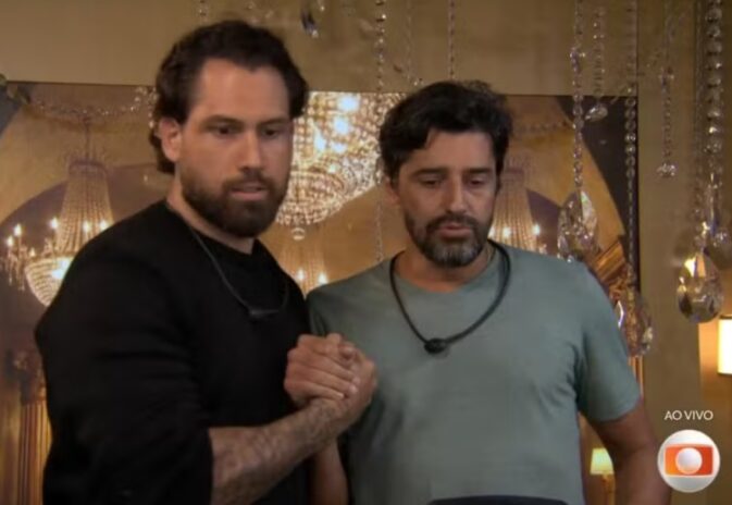 Alberto Cowboy e Brigido indicam Leandro ao Paredão — Foto: Globo Alberto Cowboy e Brigido indicam Leandro ao Paredão — Foto: Globo