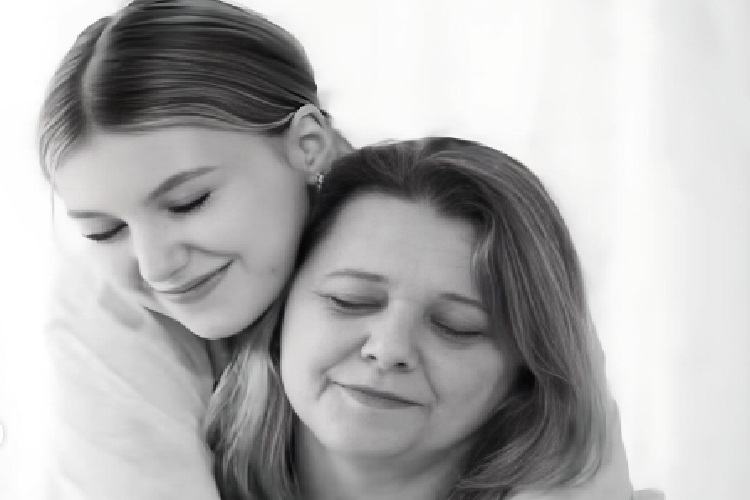 Mãe de Isabel Veloso fala pela primeira vez sobre morte da filha (Foto: Instagram)