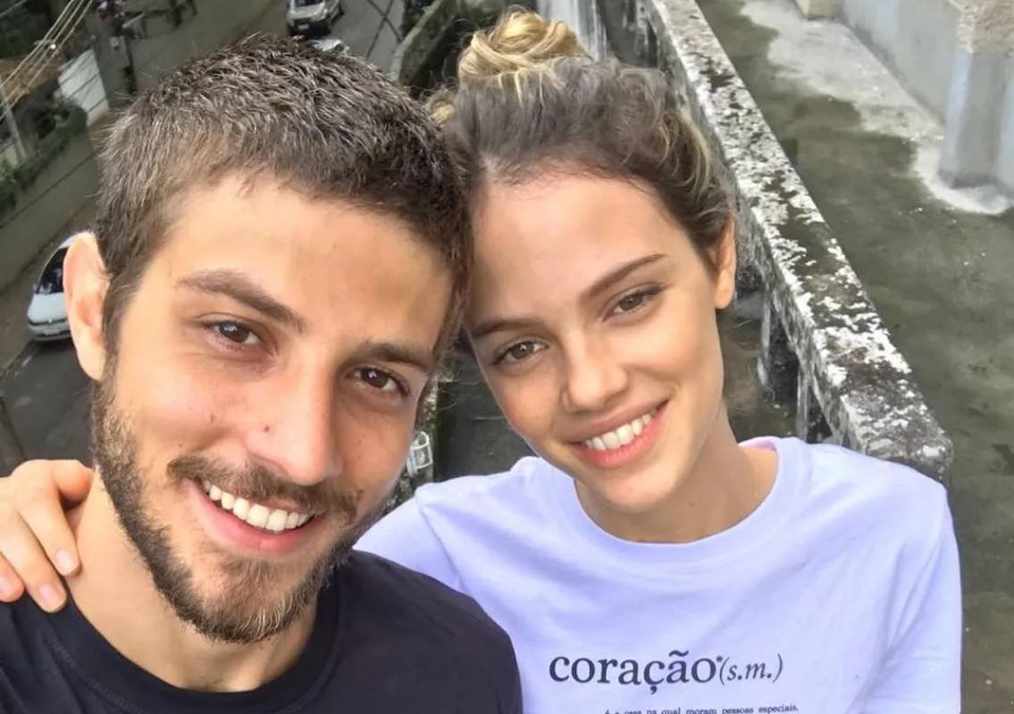 Chay Suede e Laura Neiva Chay Suede e Laura Neiva