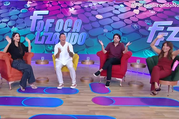 Apresentadores do Fofocalizando repercutem ao vivo vitória no Prêmio Área VIP Melhores da Mídia 2025