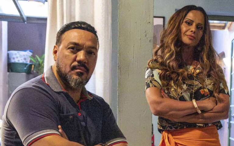 Belo fala sobre trabalho com Viviane Araújo e dispara: “Me respeitem”