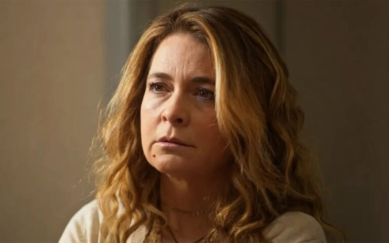 Claudia Abreu reflete sobre ser atriz: “12 horas em uma vida paralela”